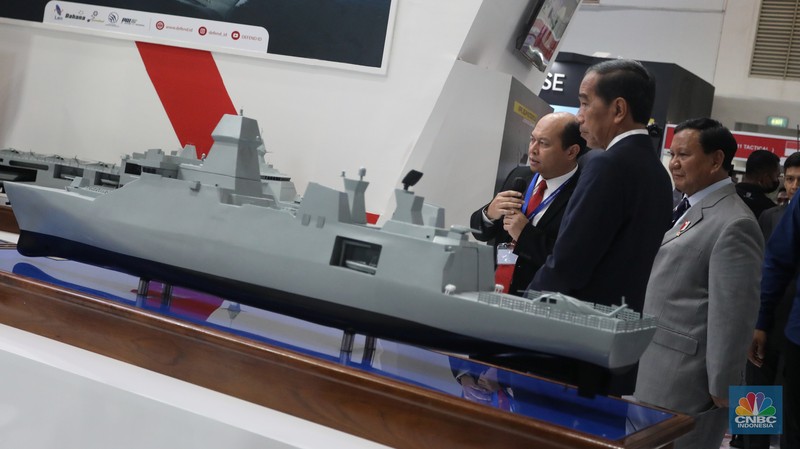Presiden Joko Widodo (Jokowi) menghadiri Indo Defence 2022 Expo & Forum di JIExpo Kemayoran, Jakarta Pusat, Rabu (2/11/2022). (CNBC Indonesia/Andrean Kristianto)