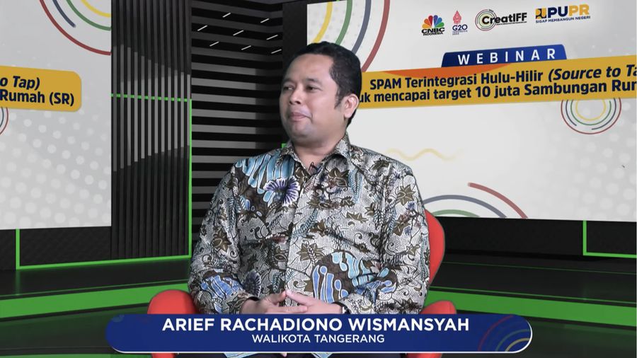 Arief Rachadiono Wismansyah dalam acara Webinar SPAM Terintegrasi Hulu-Hilir. (Tangkapan Layar Youtube PUPR_Pembiayaan)