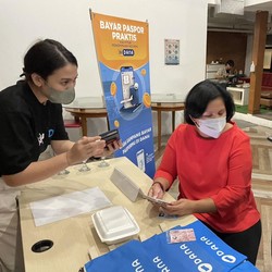 DANA Edukasi Masyarakat Cara Pembayaran Paspor Digital
