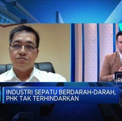 Efek Order Turun & Rupiah Melemah, Industri Sepatu Merana