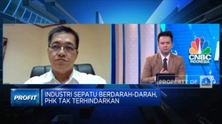 Efek Order Turun & Rupiah Melemah, Industri Sepatu Merana