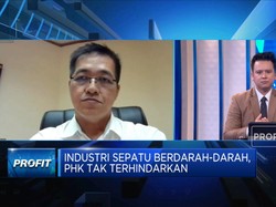 Efek Order Turun & Rupiah Melemah, Industri Sepatu Merana