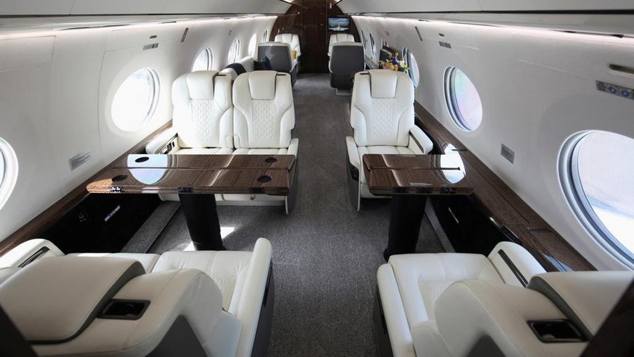 G700 diluncurkan pada Oktober 2019. Pesawat ini akan menggantikan G650ER yang digunakan Elon Musk saat ini. (REUTERS/GREGG NEWTON)