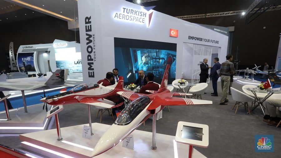 Lebih dari 30 perusahaan industri pertahanan Turki memamerkan produknya di pameran pertahanan Indo Defence 2022 di Jakarta. (CNBC Indonesia/Andrean Kristianto)