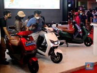 Laris Manis Bak Gorengan, Penjualan Motor RI 'Meledak' 37%