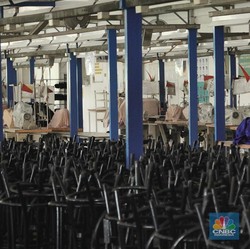 Lonceng Kematian: Pekerja Dirumahkan, Putus Kontrak & PHK
