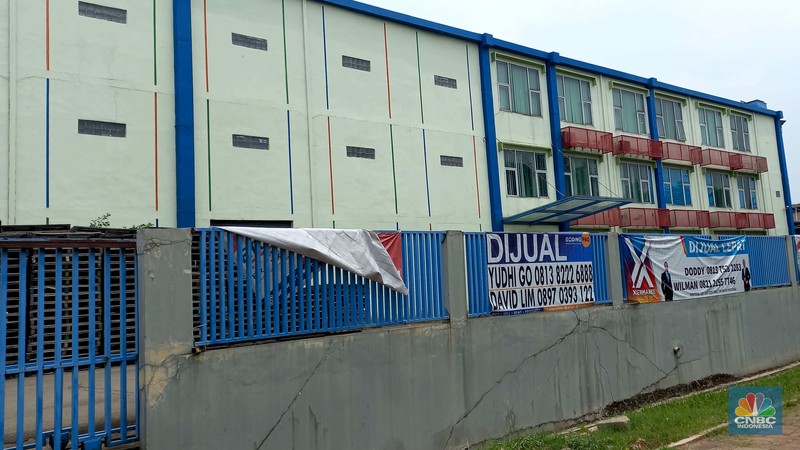 Kawasan industri Pulo Gadung yang dikelola PT Jakarta Industrial Estate Pulogadung (JIEP) bakal dipindah ke wilayah Subang, Jawa Barat. (CNBC Indonesia/ Muhammad Sabki) Kawasan industri Pulo Gadung yang dikelola PT Jakarta Industrial Estate Pulogadung (JIEP) bakal dipindah ke wilayah Subang, Jawa Barat. (CNBC Indonesia/ Muhammad Sabki)