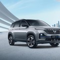 Resmi Dirilis, Cek Fitur & Inovasi SUV Wuling Almaz Hybrid