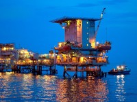 OPEC Beri Sinyal Buruk, Harga Minyak Mentah Anjlok 3%