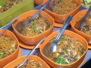 Pedas Mampus! Ini 5 Mie Terpedas di Indonesia Pilihan YouTuber