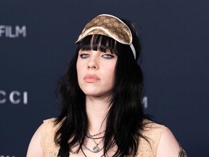 Billie Eilish Ngaku Tertarik Pada Wanita, Tapi Terintimidasi Kecantikan Mereka