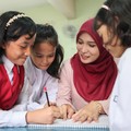 Pak-Bu, Coldplay Ntar Dulu ya! Bulan Depan Bayar Uang Sekolah