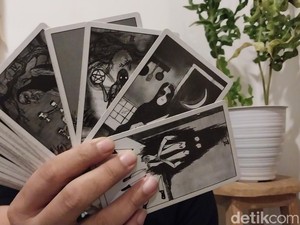Ramalan Jadi Nyata atau Kebetulan? Mengenal Self-Fulfilling Prophecy di Balik Tren Tarot