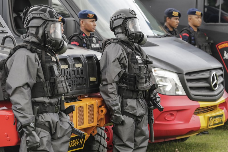 Apel Pengamanan TNI - Polri Jelang KTT G20 di Nusa Dua Bali TNI mengikuti apel persiapan pengamanan KTT G20 mendatang di Denpasar, Bali, ,Senin (7/11/2022). Sebanyak 18.030 tim gabungan dari TNI-POlri akan mengamankan Konferensi Tingkat Tinggi (KTT) G20 Head of State and Government Summit pada 15-16 November 2022 mendatang di Nusa Dua, Bali. (Photo by Johannes P. Christo/Anadolu Agency via Getty Images)