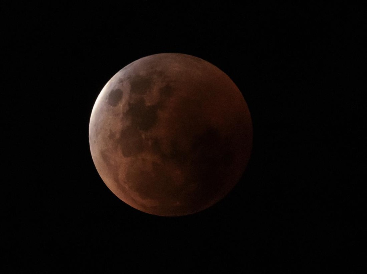 Gerhana Bulan Total 2025: Fenomena Terlama yang Bisa Disaksikan di Aceh