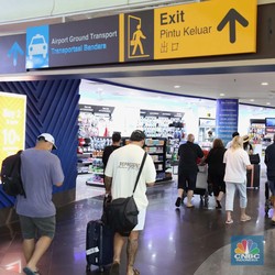 Warga RI yang Mau ke Bali 13-17 November Diminta Reschedule