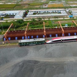 Jreng! Biaya Kereta Cepat JKT-BDG Bengkak, Segini per Meter