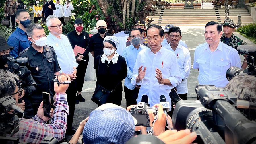 Presiden Joko Widodo (Jokowi) meninjau Taman Hutan Raya (Tahura) Ngurah Rai, Kota Denpasar, Selasa (8/11/2022).  Jokowi secara langsung sejumlah tempat yang akan dijadikan lokasi penyelenggaraan KTT G20. (Foto: Laily Rachev - Biro Pers Sekretariat Presiden)