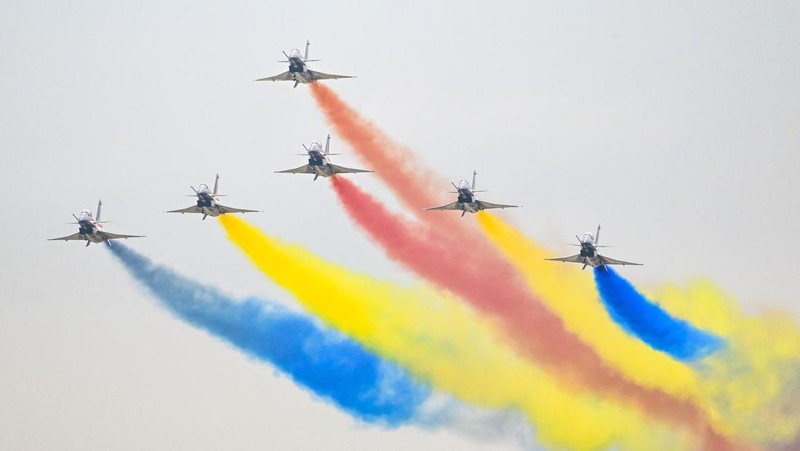 The August 1st Aerobatic Team of the Chinese Air Force performs during the Airshow China in Zhuhai, Guangdong province, China, Nov 8, 2022. (CFOTO/Future Publishing via Getty Images)