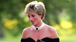 Bukan Charles, Sosok Ini Dianggap Ratu Elizabeth Cocok Jadi Pasangan Diana