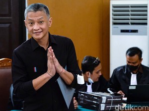 Eks Karo Paminal Hendra Kurniawan Bebas Bersyarat!