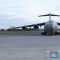 Pesawat angkut militer US Air Force berjenis Boeing C-17 Globemaster III bernomor registrasi 02-1089 terparkir di Bandar Udara I Gusti Ngurah Rai, Badung, Bali, Kamis (10/11/2022). Kedatangan pesawat tersebut sebagai persiapan AS untuk mengikuti KTT