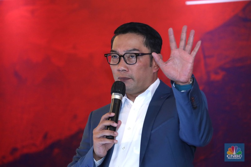Gubernur Jawa Barat, Ridwan Kamil dalam forum B20 di Bali Nusa Dua Convention Center (BNDCC) Bali, Jumat (11/11/2022). Gubernur Jawa Barat, Ridwan Kamil dalam forum B20 di Bali Nusa Dua Convention Center (BNDCC) Bali, Jumat (11/11/2022). (CNBC Indonesia/Tri Susilo)