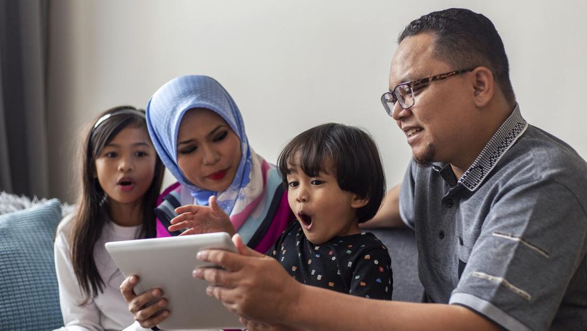 Konten Negatif untuk Anak Diredam, Ortu Minta Komdigi Kawal Terus Ruang Digital — NadiKabar.com