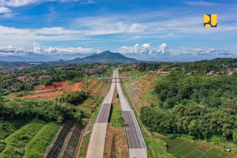 Jalan Tol Cileunyi - Sumedang - Dawuan atau yang akrab disapa Jalan Tol Cisumdawu Seksi 2 dan 3 telah dilaksanakan Uji Laik Fungsi (ULF). (Dok.bptj.pu.go.id)