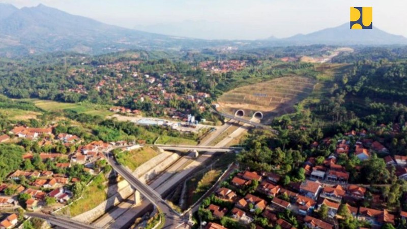 Jalan Tol Cileunyi - Sumedang - Dawuan atau yang akrab disapa Jalan Tol Cisumdawu Seksi 2 dan 3 telah dilaksanakan Uji Laik Fungsi (ULF). (Dok.bptj.pu.go.id)