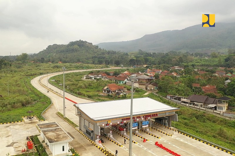 Jalan Tol Cileunyi - Sumedang - Dawuan atau yang akrab disapa Jalan Tol Cisumdawu Seksi 2 dan 3 telah dilaksanakan Uji Laik Fungsi (ULF). Jalan Tol Cileunyi - Sumedang - Dawuan atau yang akrab disapa Jalan Tol Cisumdawu Seksi 2 dan 3 telah dilaksanakan Uji Laik Fungsi (ULF). (Dok.bptj.pu.go.id)