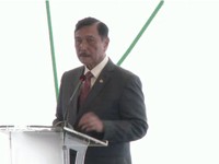 Sepatu Luhut Ini Dulu Pernah Bikin Jokowi Kesal