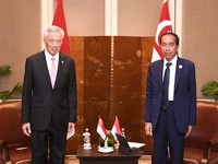 Sama-sama Jatuh, Tapi RI Hanya Baret, Singapura Luka Berdarah
