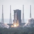 Roket China Bawa Tanah dari Bulan, Cuma Amerika Tak Boleh Lihat