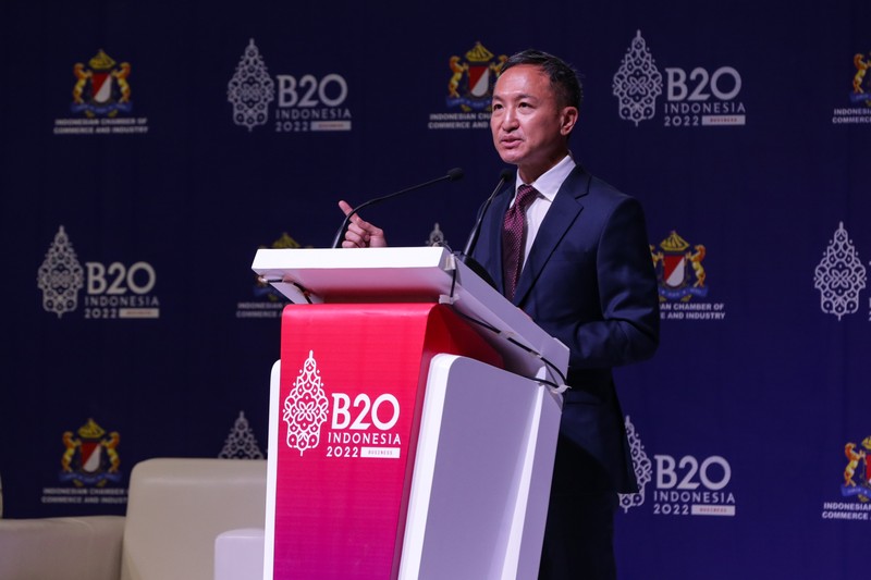 Presiden Direktur PT HM Sampoerna Tbk. Vassilis Gkatzelis Presiden Direktur PT HM Sampoerna Tbk. Vassilis Gkatzelis turut hadir dalam Konferensi Tingkat Tinggi B20 (B20 Summit) Indonesia di Bali, Minggu (13/11/2022). Bersama para panelis lainnya, Vassilis menyampaikan pandangannya pada sesi “Membangun Ketahanan Rantai Pasok Nasional dan Regional untuk Mencegah Disrupsi Perdagangan” dengan penekanan pada pentingnya inklusivitas UMKM dalam rantai pasok global sebagai salah satu kontributor dalam perekonomian. (Ist)