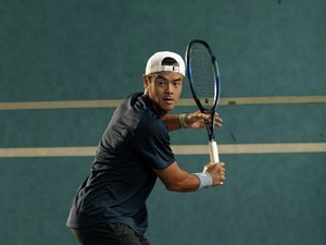 Dion Wiyoko Ajak Anak Muda Tak Takut Berkeringat