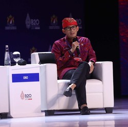 Sandi Uno Sebut Wisata RI Ungguli Malaysia dan Thailand