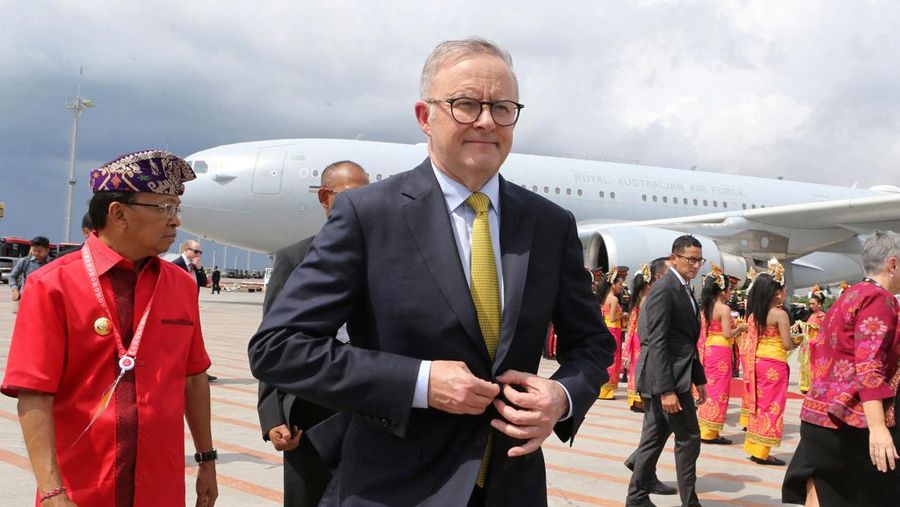 Australian Prime Minister Anthony Albanese arrives at I Gusti Ngurah Rai Airport ahead of G20 Summit, Bali, Indonesia November 14, 2022. Fikri Yusuf/G20 Media Center/Handout via REUTERS    ATTENTION EDITORS - THIS IMAGE HAS BEEN SUPPLIED BY A THIRD PARTY. MANDATORY CREDIT.