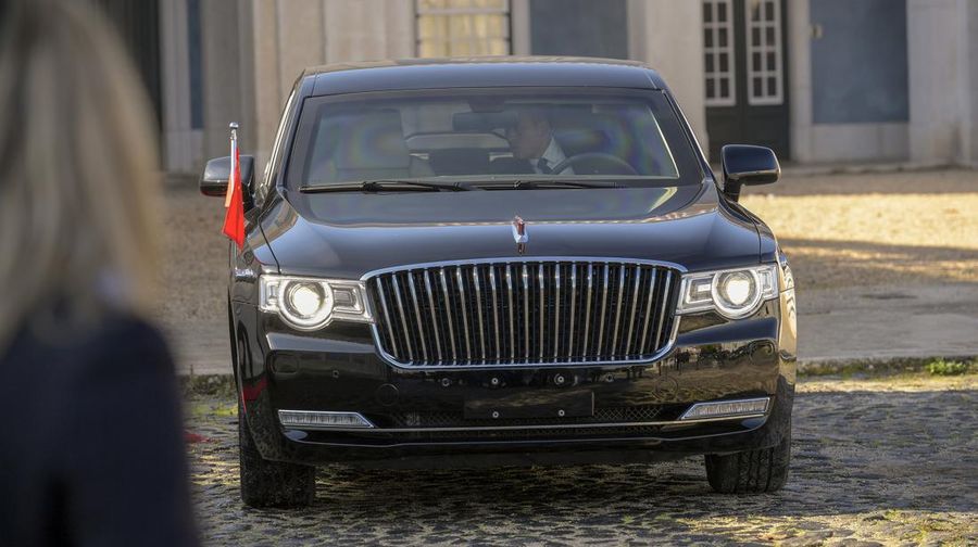 Foto kombo mobil kepresidenan AS cadillac one 