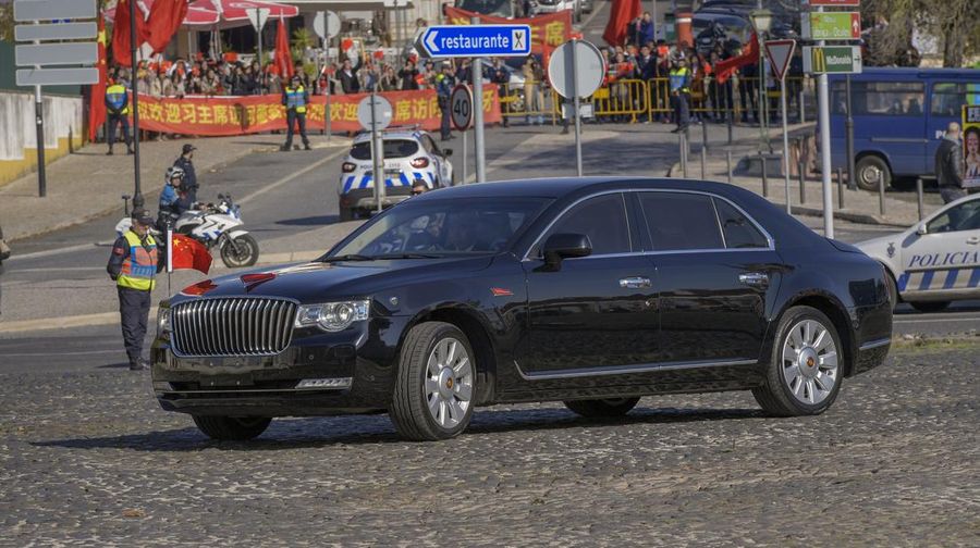 Foto kombo mobil kepresidenan AS cadillac one 