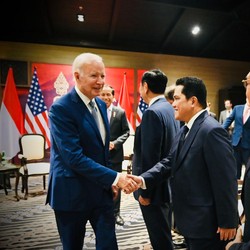 Erick Thohir Bocorkan Isi Pertemuan Jokowi-Biden di G20 Bali