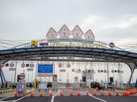 Semarang-Demak Ngebut Bebas di Tol 'Atlantis', Ini Tarifnya