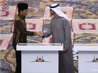 Jokowi & MBZ Resmikan Masjid Raya Sheikh Zayed di Solo Jateng