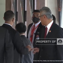 Detik-detik Pengawal Xi Jinping Dihalang Pengawal Jokowi