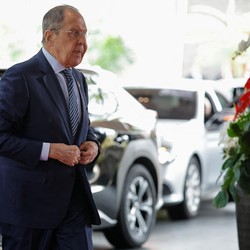Dilaporkan Sakit, Menlu Rusia Sehat Walafiat Ketemu Jokowi
