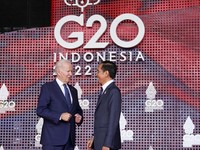 Bak 'Superhero', Biden Datang Paling Akhir ke Venue G20 Bali