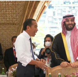 Diplomasi Tingkat Tinggi, Trik Jokowi 'Rayu' Pangeran Arab