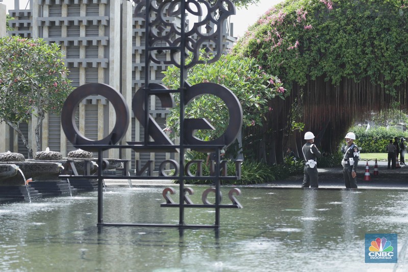 Suasana Hotel Apurva jelang acara puncak KTT G2O, Selasa (13/11/2022). (CNBC Indonesia/Tri Susilo) Suasana Hotel Apurva jelang acara puncak KTT G2O, Selasa (13/11/2022). (CNBC Indonesia/Tri Susilo)