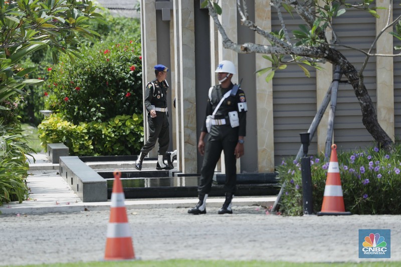 Suasana Hotel Apurva jelang acara puncak KTT G2O, Selasa (13/11/2022). (CNBC Indonesia/Tri Susilo) Suasana Hotel Apurva jelang acara puncak KTT G2O, Selasa (13/11/2022). (CNBC Indonesia/Tri Susilo)