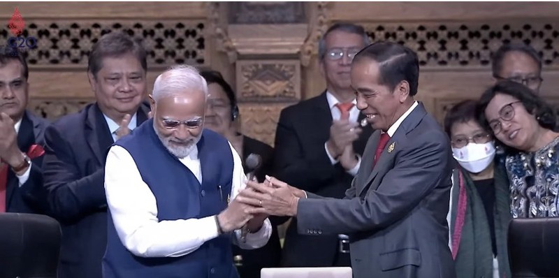 Dua Srikandi Dalam KTT 2022 G20. Dua Srikandi Dalam KTT 2022 G20. (Tangkapan Layar Youtube Sekretariat Presiden)